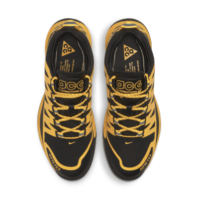 Nike ACG Air Nasu GORE-TEX Shoe. Nike LU